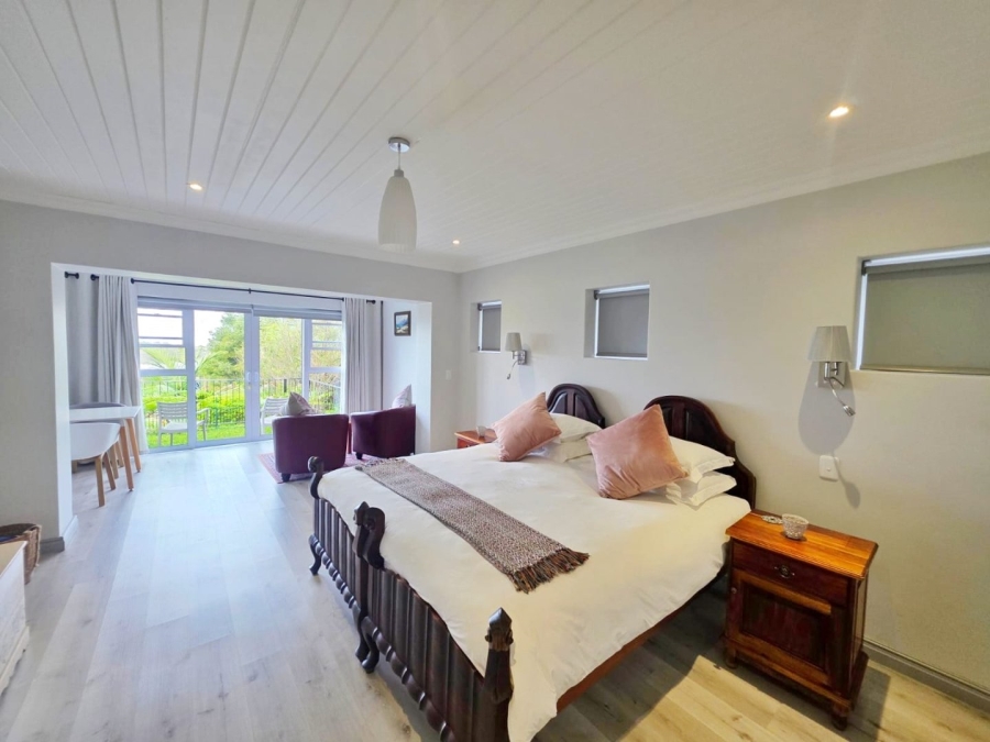 12 Bedroom Property for Sale in Wilderness Central Western Cape